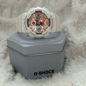 Barely used G-shock watch.